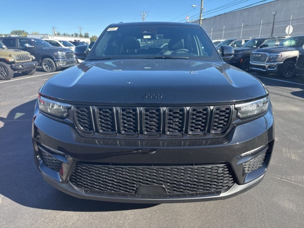 New 2025 Jeep Grand Cherokee LIMITED 4X4 Sport Utility