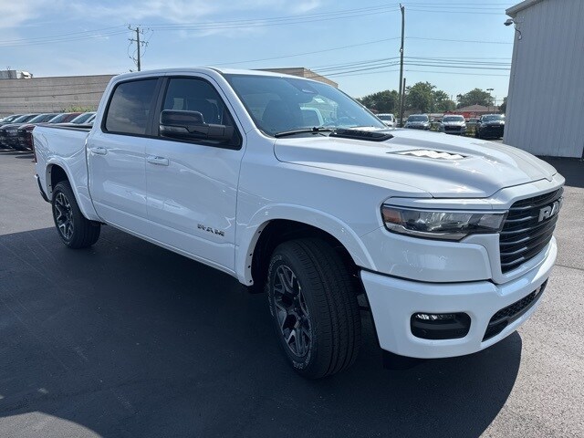 2026 Ram 1500 Laramie photo 3