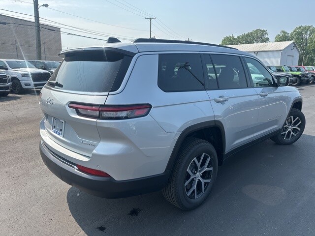 2025 Jeep Grand Cherokee Limited photo 4