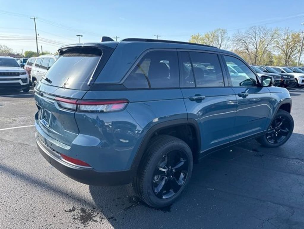New 2026 Jeep Grand Cherokee LIMITED 4X4 Sport Utility