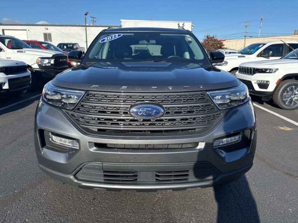 Used 2022 Ford Explorer XLT SUV