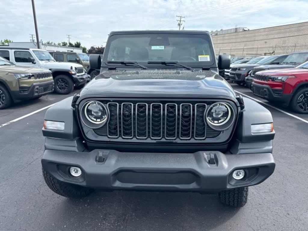 New 2026 Jeep Wrangler 4-DOOR SPORT S Sport Utility