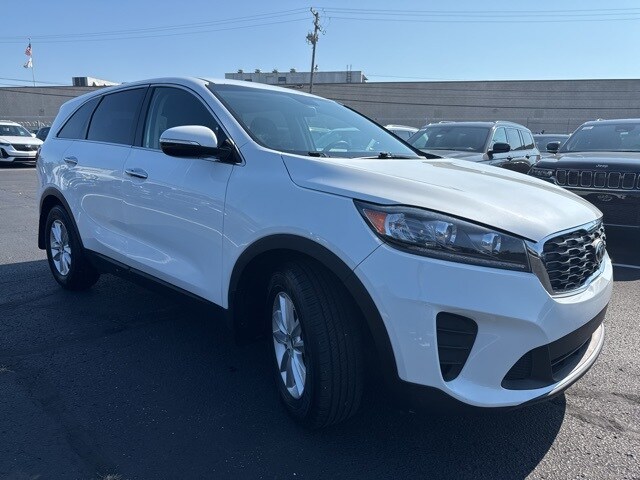 2019 Kia Sorento LX photo 3