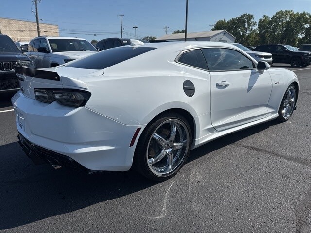 2021 Chevrolet Camaro LT1 photo 4