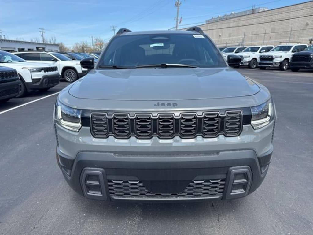 Used 2026 Jeep Cherokee Laredo/Limited SUV
