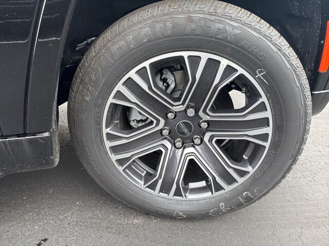 2025 Jeep Wagoneer Base photo 4