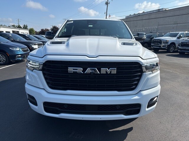 2026 Ram 1500 Laramie photo 2