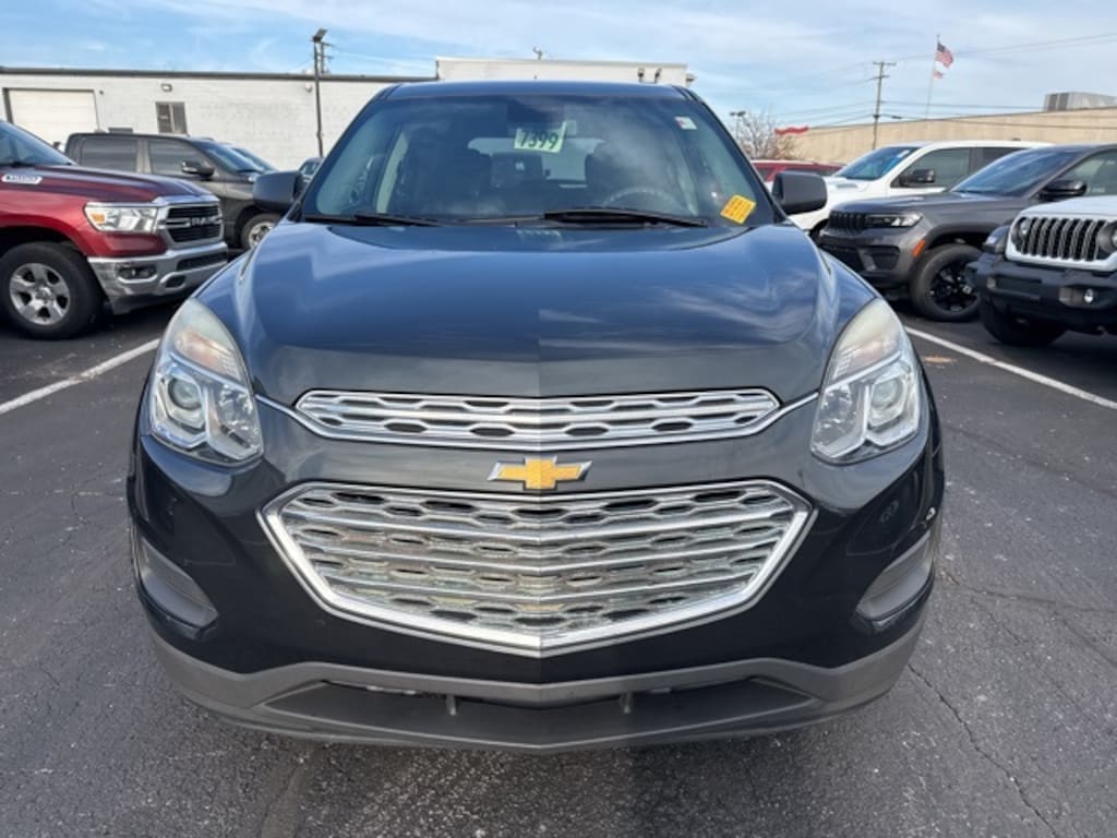 Used 2017 Chevrolet Equinox LS SUV
