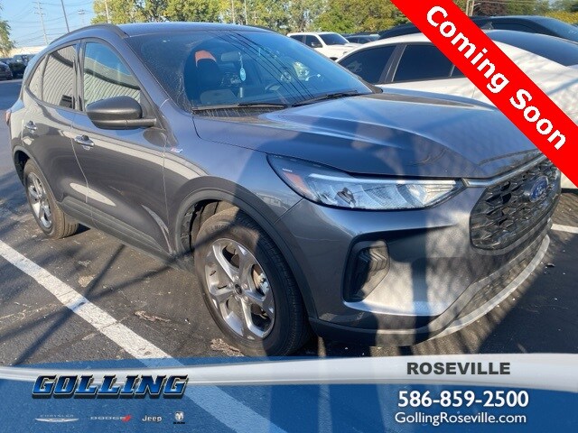 2025 Ford Escape ST-Line photo 3
