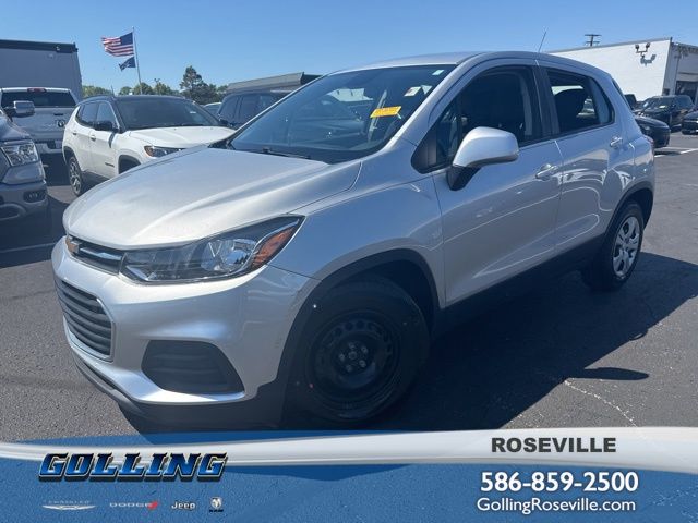 2019 Chevrolet Trax LS's photo