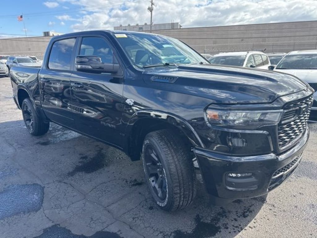 New 2026 Ram 1500 BIG HORN CREW CAB 4X4 5'7 BOX Pickup