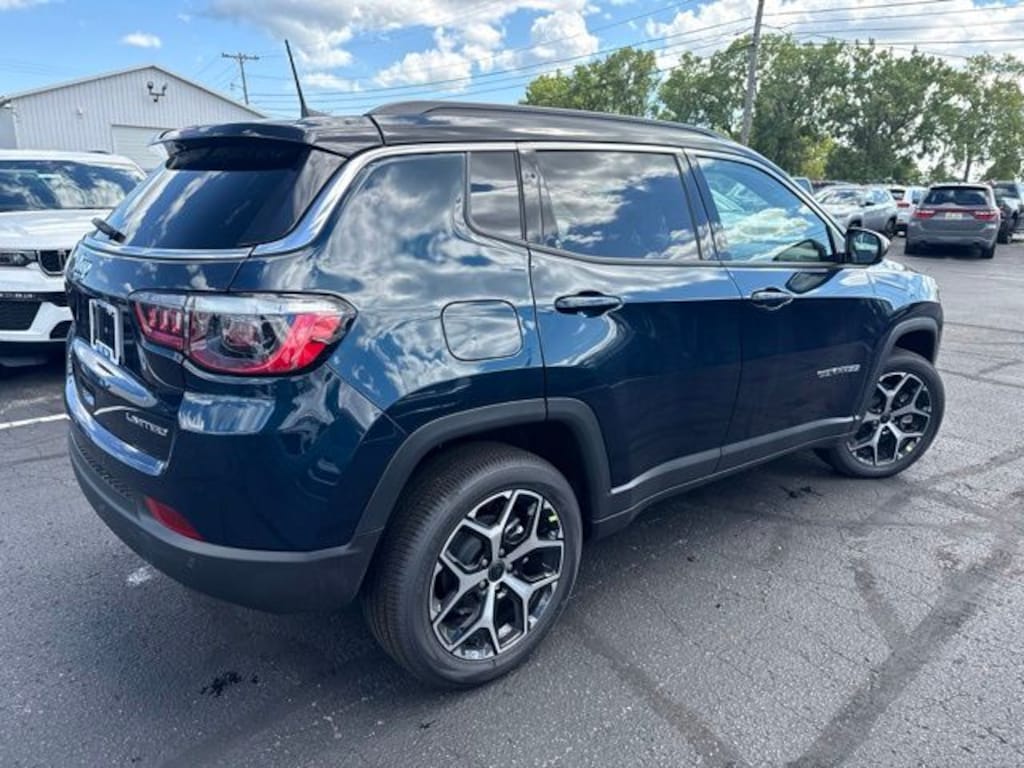 New 2026 Jeep Compass LIMITED 4X4 Sport Utility