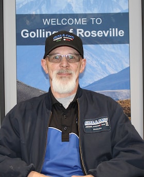 Staff member Paul Hemmen from 74f8cb2fd734