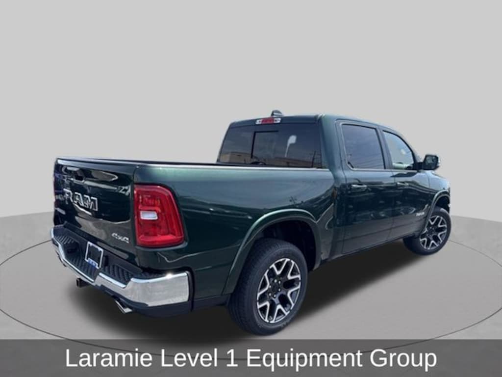 New 2026 Ram 1500 LARAMIE CREW CAB 4X4 5'7 BOX Pickup