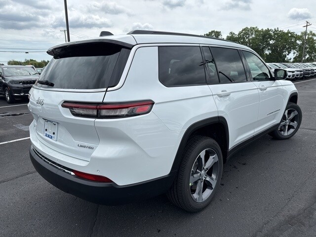 2025 Jeep Grand Cherokee Limited photo 4