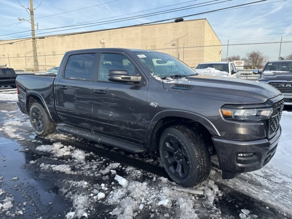 New 2026 Ram 1500 BIG HORN CREW CAB 4X4 5'7 BOX Pickup