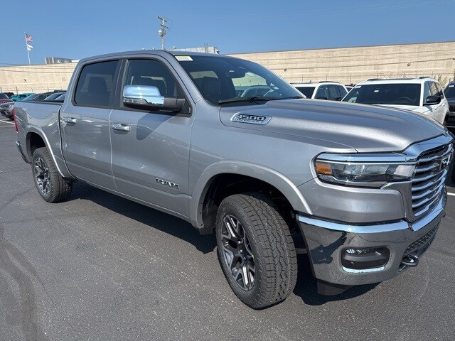 2026 Ram 1500 Laramie photo 3