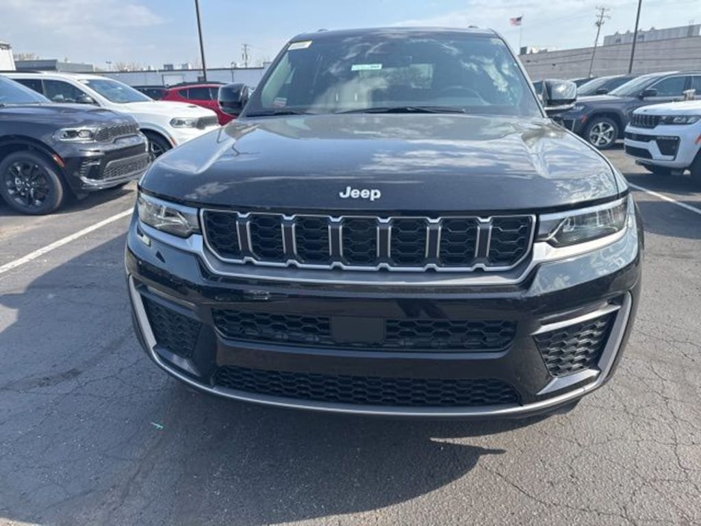 New 2026 Jeep Grand Cherokee LIMITED 4X4 Sport Utility