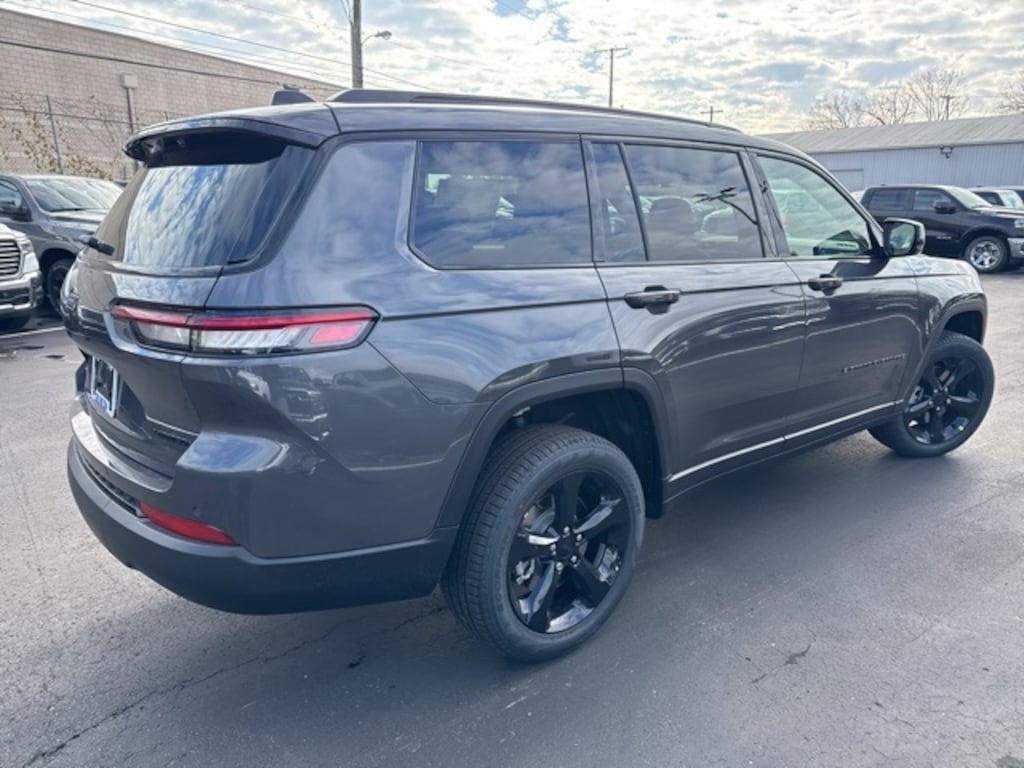 New 2025 Jeep Grand Cherokee L LIMITED 4X4 Sport Utility
