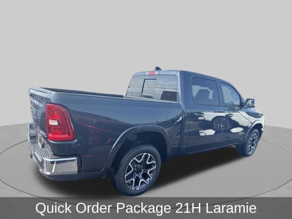 New 2026 Ram 1500 LARAMIE CREW CAB 4X4 5'7 BOX Pickup
