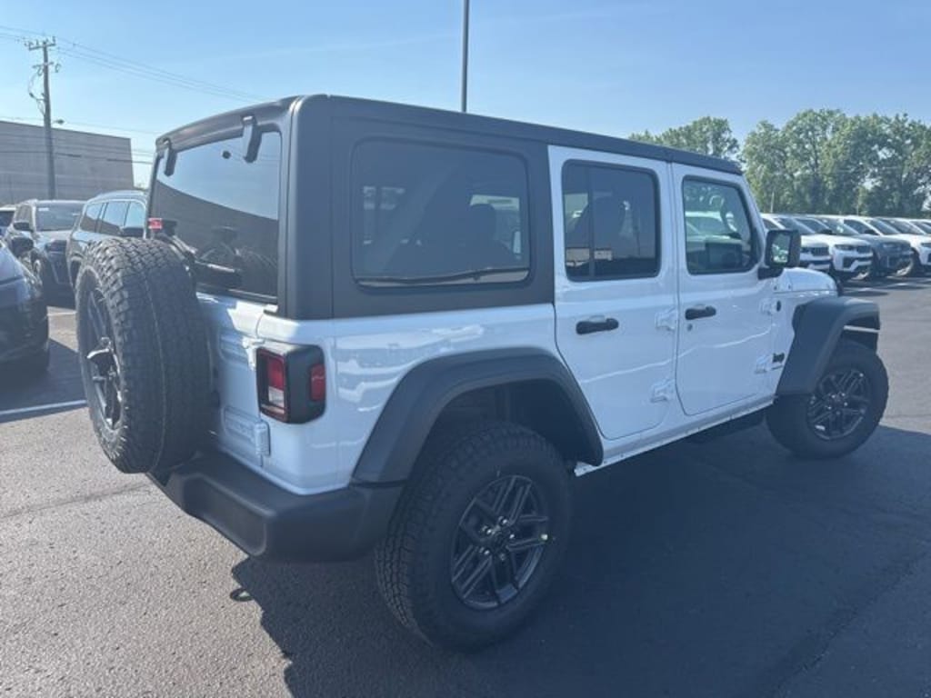 New 2026 Jeep Wrangler 4-DOOR SPORT S Sport Utility