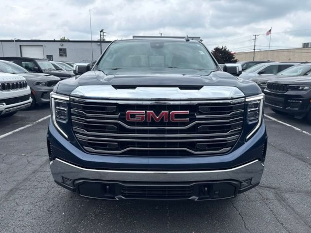 Used 2023 GMC Sierra 1500 SLT Truck Crew Cab