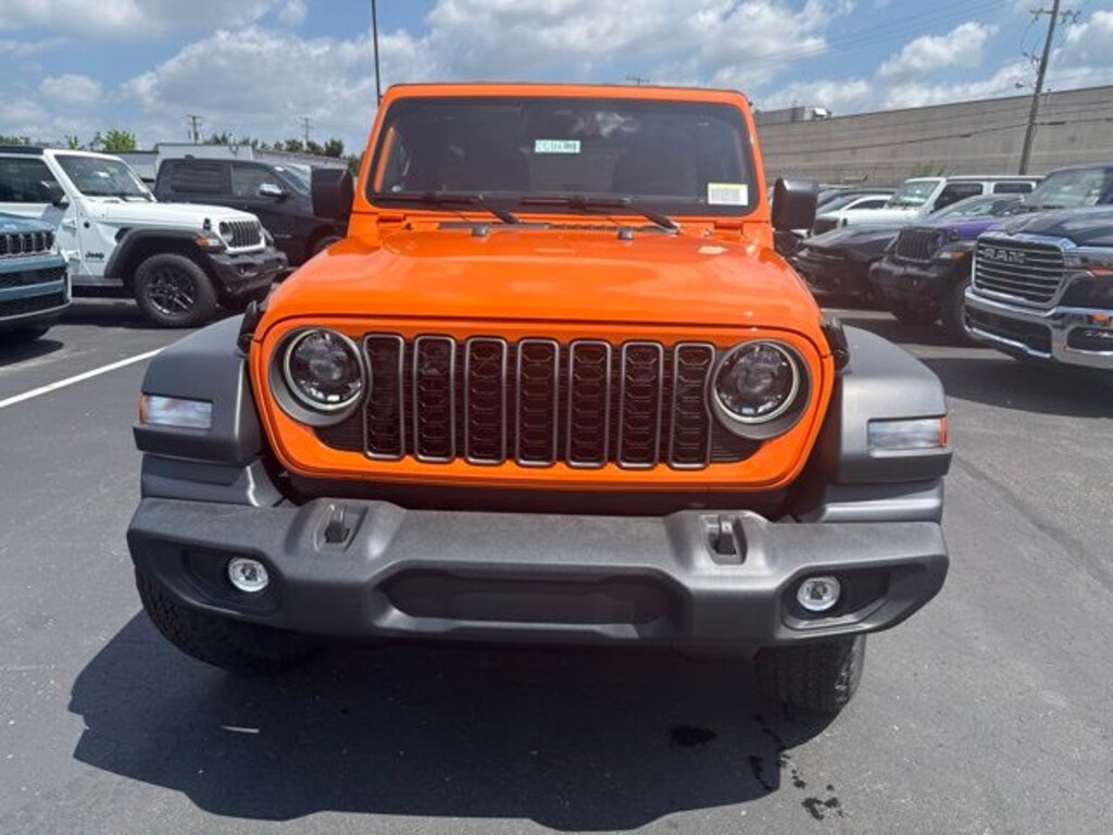 New 2026 Jeep Wrangler 4-DOOR SPORT S Sport Utility