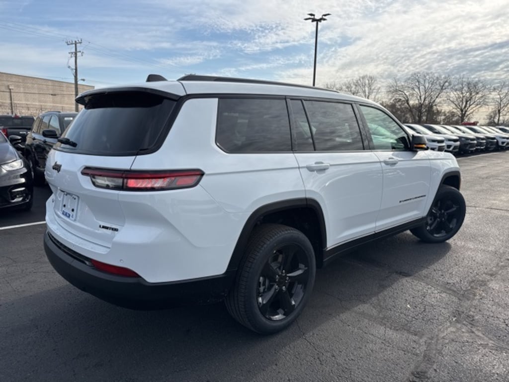 New 2025 Jeep Grand Cherokee L LIMITED 4X4 Sport Utility