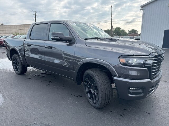 2026 Ram 1500 Laramie photo 3