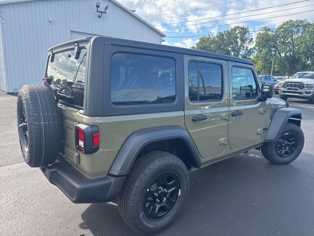 2025 Jeep Wrangler Sport photo 4