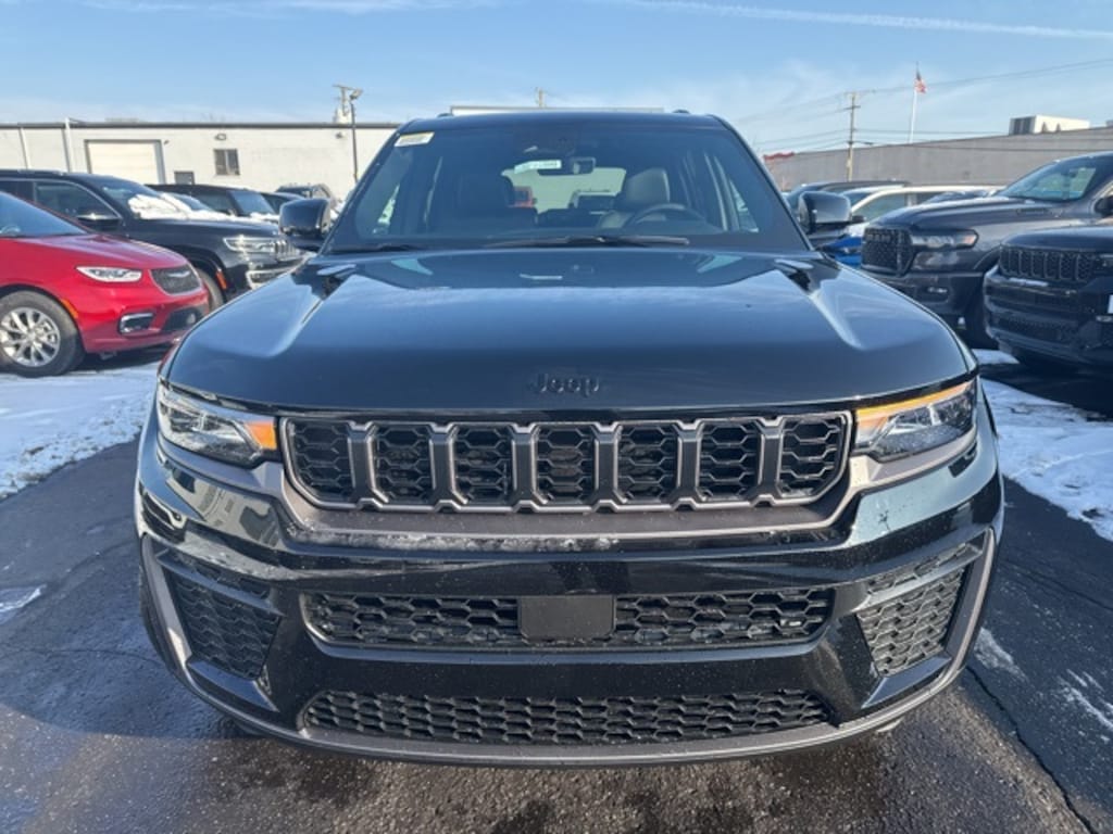 New 2026 Jeep Grand Cherokee ALTITUDE 4X4 Sport Utility