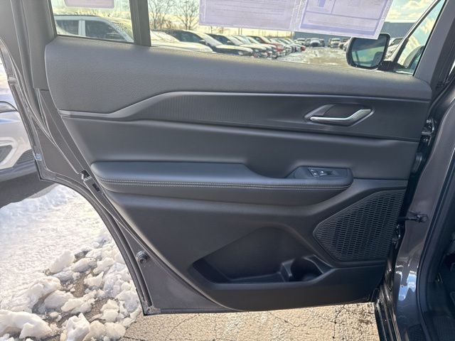 2025 Jeep Grand Cherokee L Laredo - Photo 25