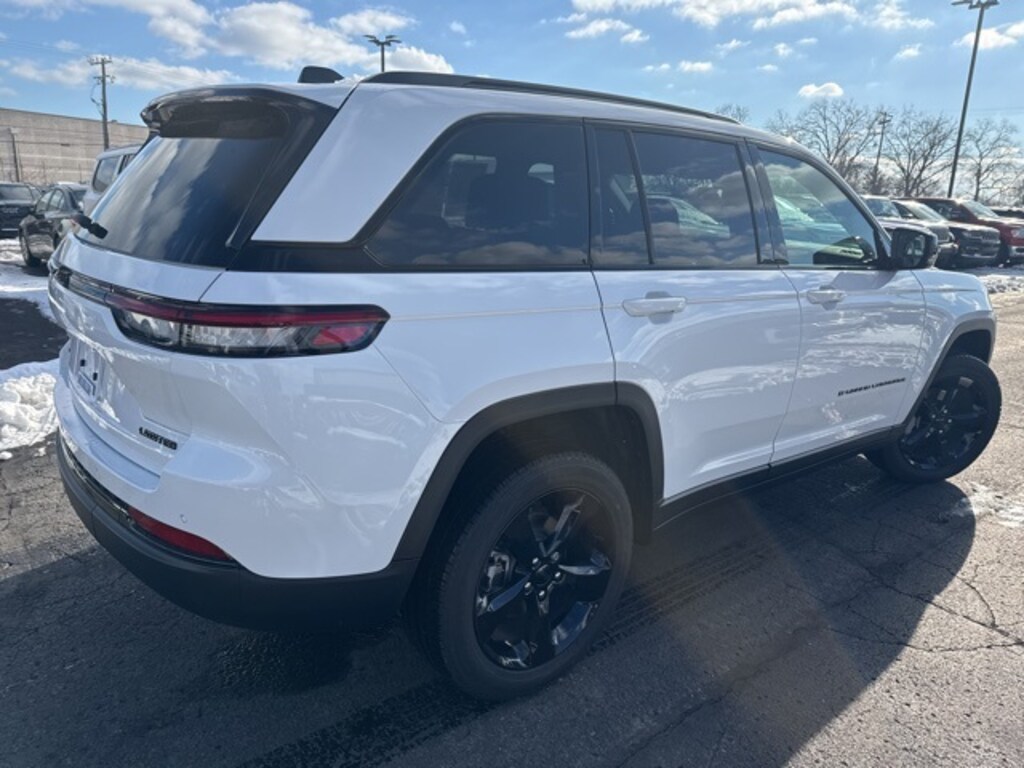 Used 2025 Jeep Grand Cherokee Limited SUV