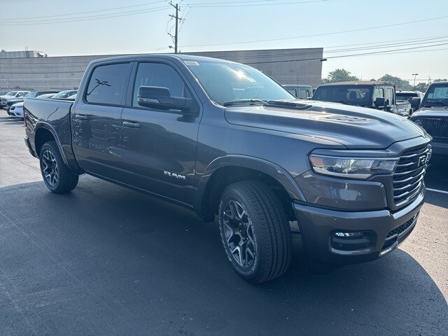 2026 Ram 1500 Laramie photo 3