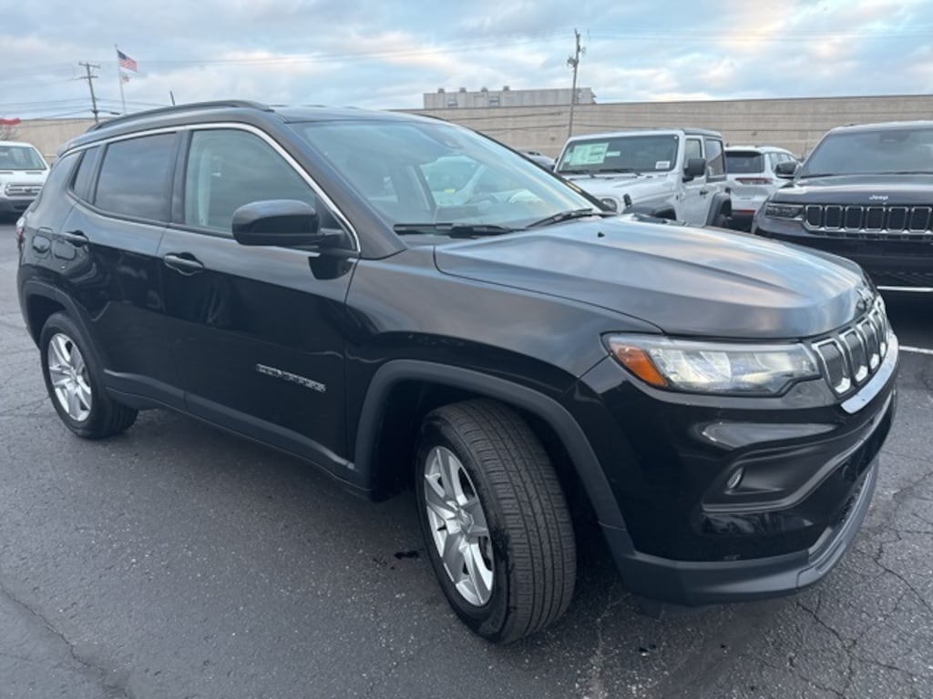 Used 2022 Jeep Compass Latitude SUV