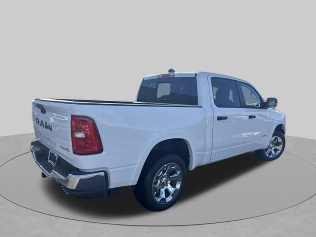New 2026 Ram 1500 BIG HORN CREW CAB 4X4 5'7 BOX Pickup