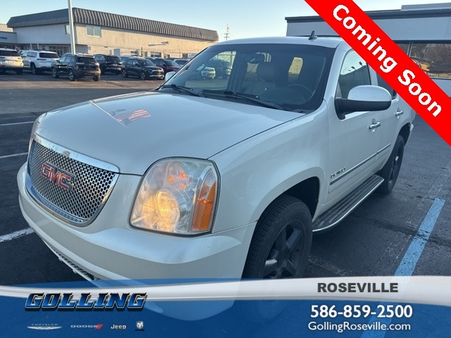2011 GMC Yukon Denali's photo