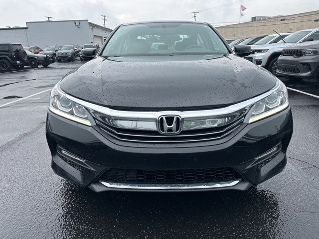Used 2016 Honda Accord EX-L with VIN 1HGCR2F85GA223720 for sale in Roseville, MI