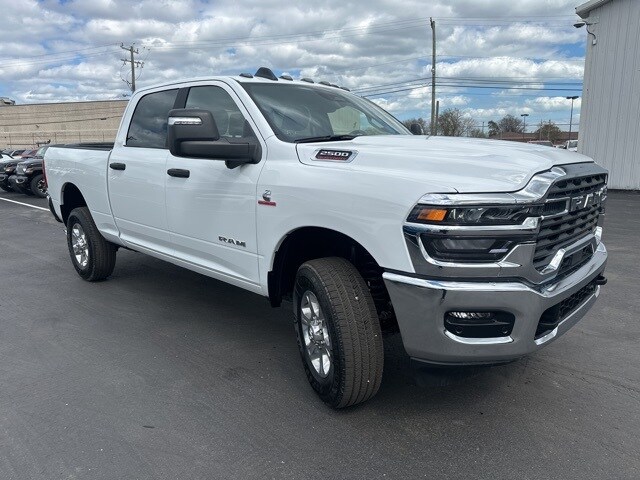 2025 Ram 2500 Big Horn photo 3