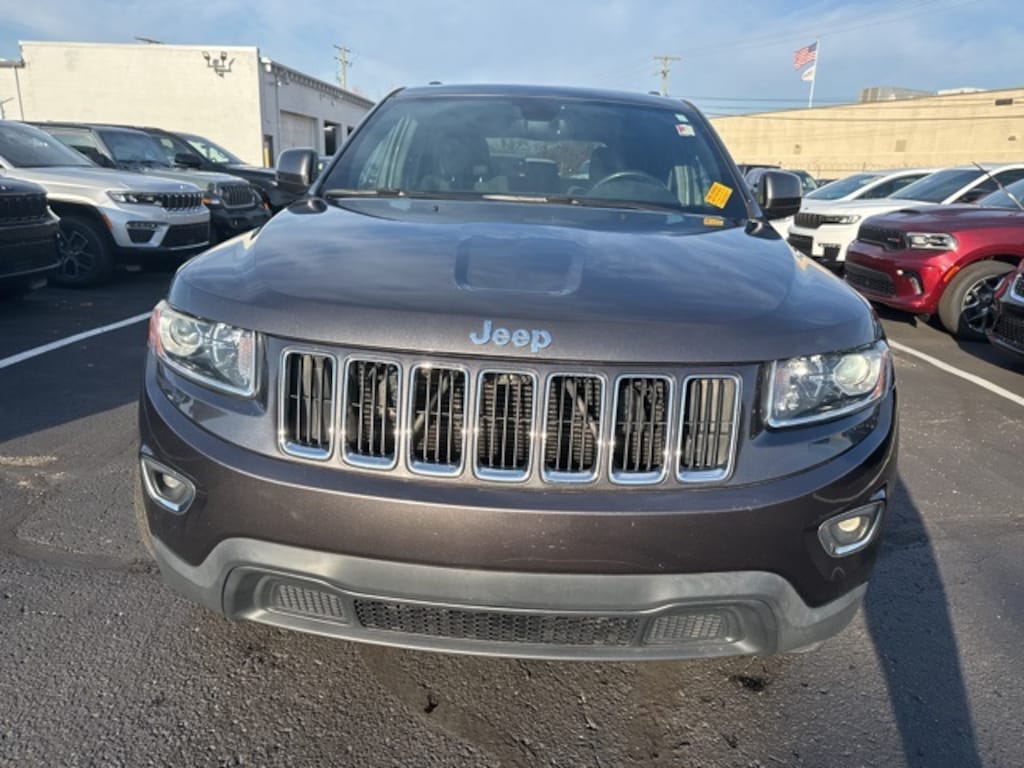 Used 2016 Jeep Grand Cherokee Laredo 4x4 SUV