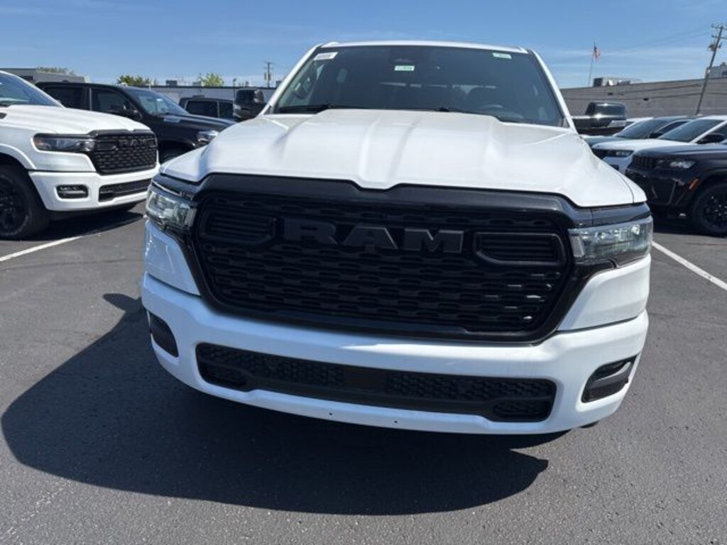 New 2026 Ram 1500 BIG HORN CREW CAB 4X4 5'7 BOX Pickup