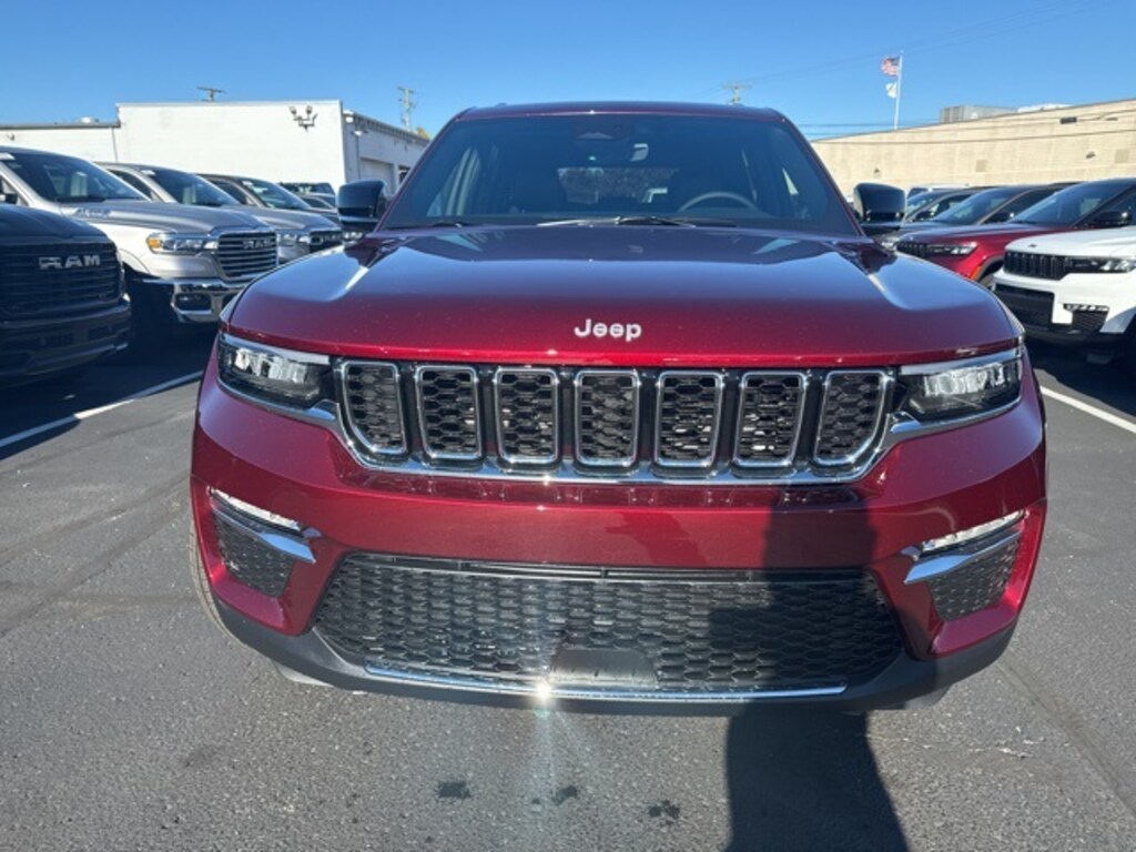 Used 2025 Jeep Grand Cherokee Limited SUV