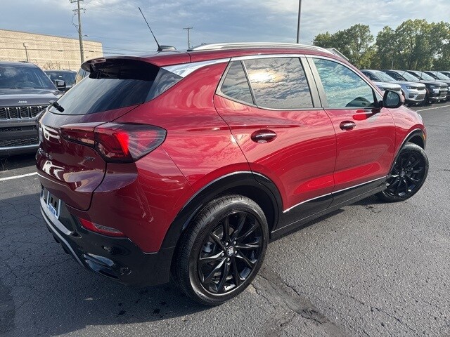2024 Buick Encore GX Sport Touring photo 4