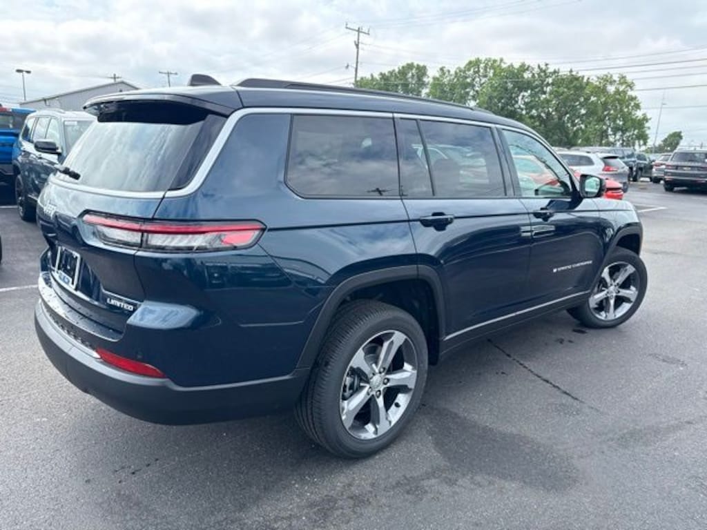 New 2026 Jeep Grand Cherokee L L LIMITED 4X4 Sport Utility
