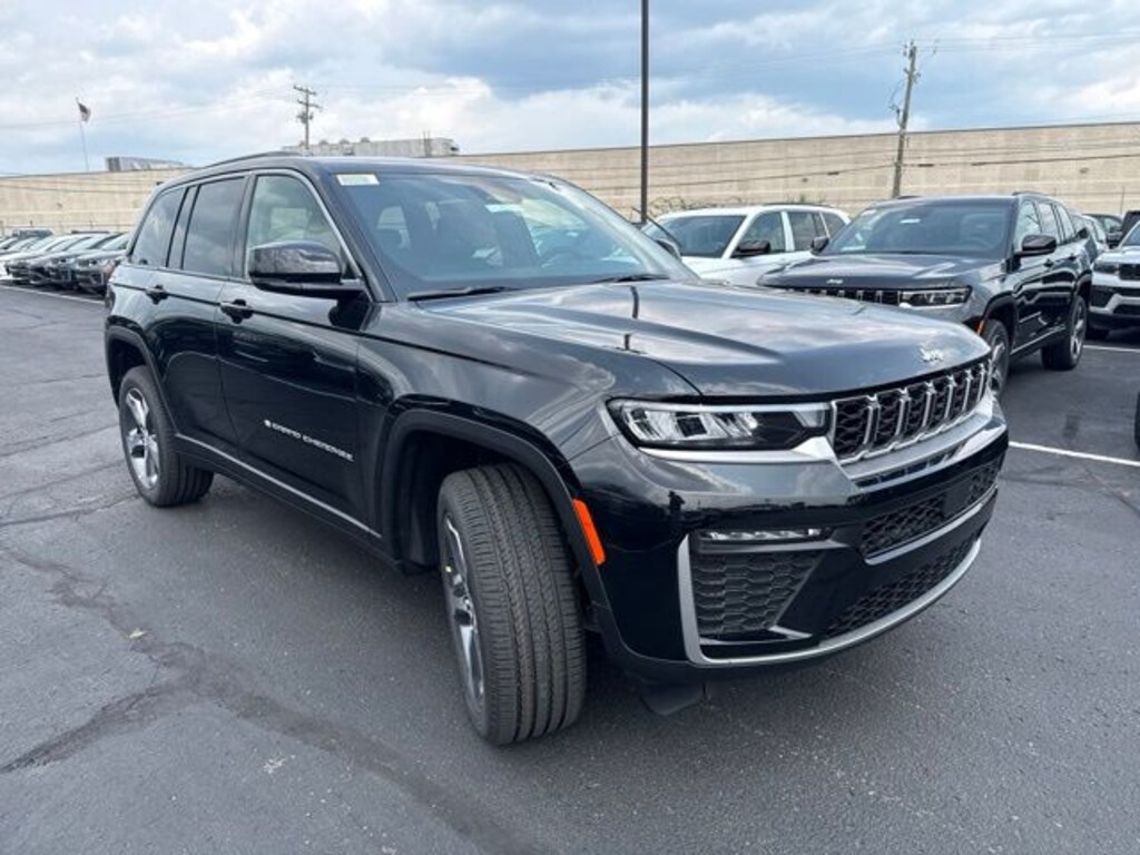 New 2026 Jeep Grand Cherokee LIMITED 4X4 Sport Utility