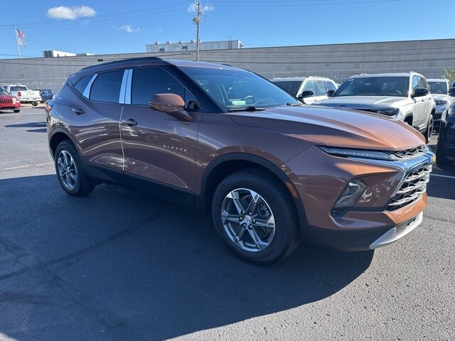 2023 Chevrolet Blazer 2LT photo 3