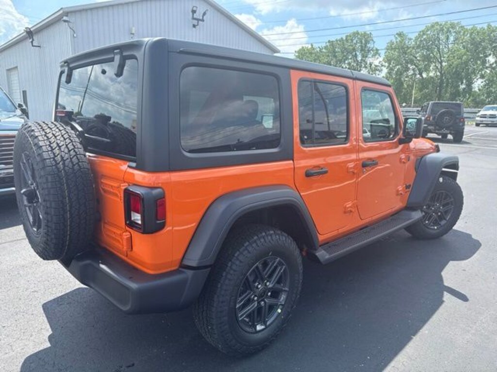 New 2026 Jeep Wrangler 4-DOOR SPORT S Sport Utility