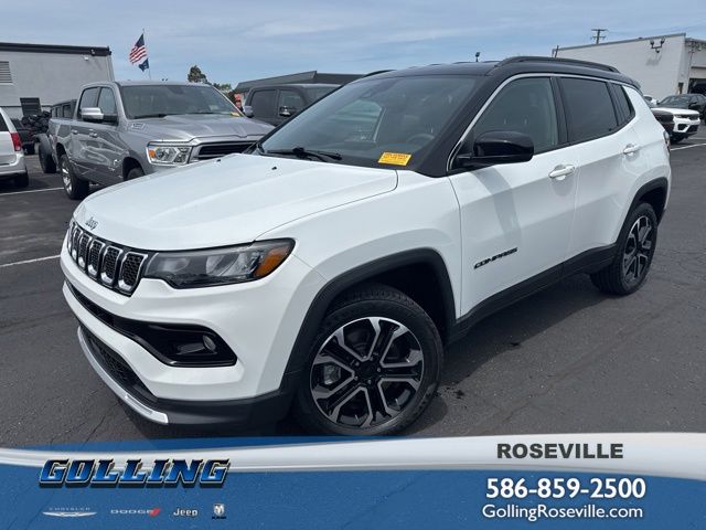 2023 Jeep Compass Limited 4X4's photo