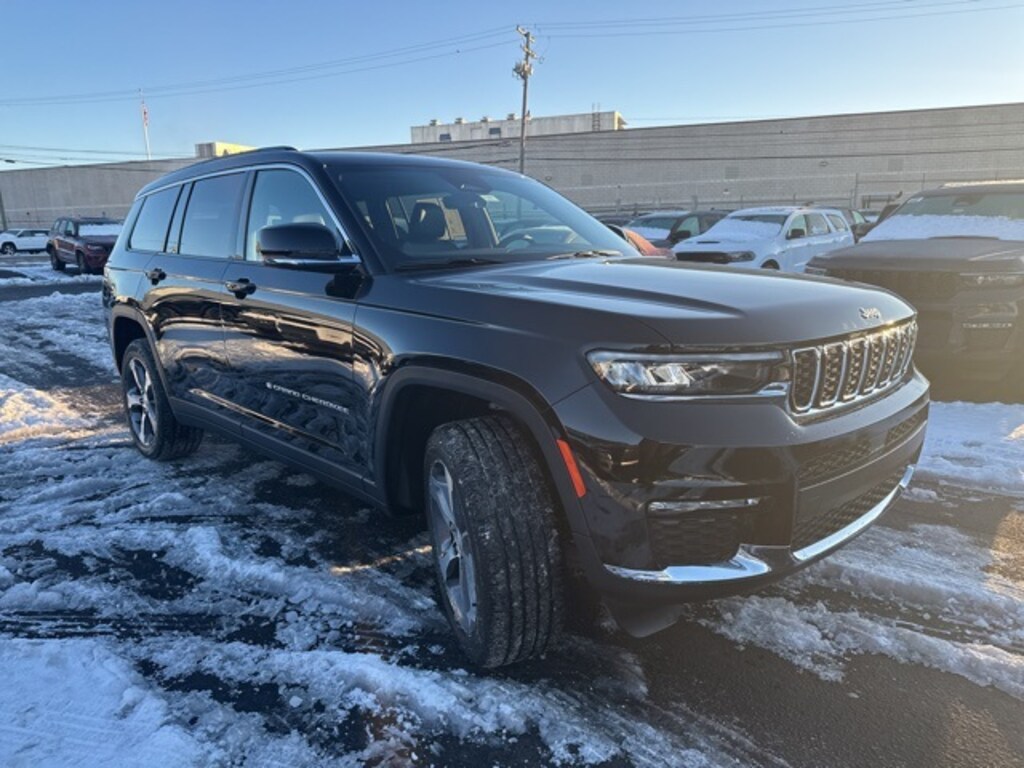 Used 2025 Jeep Grand Cherokee L Limited SUV
