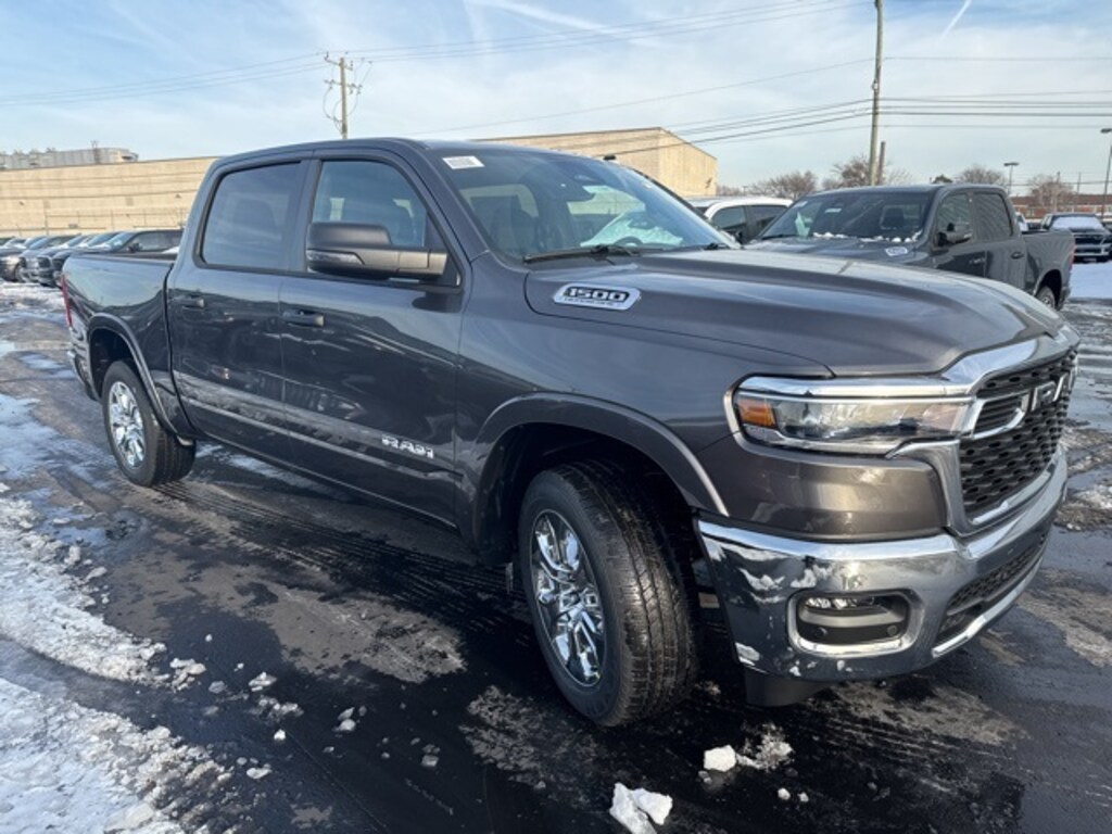 New 2026 Ram 1500 BIG HORN CREW CAB 4X4 5'7 BOX Pickup